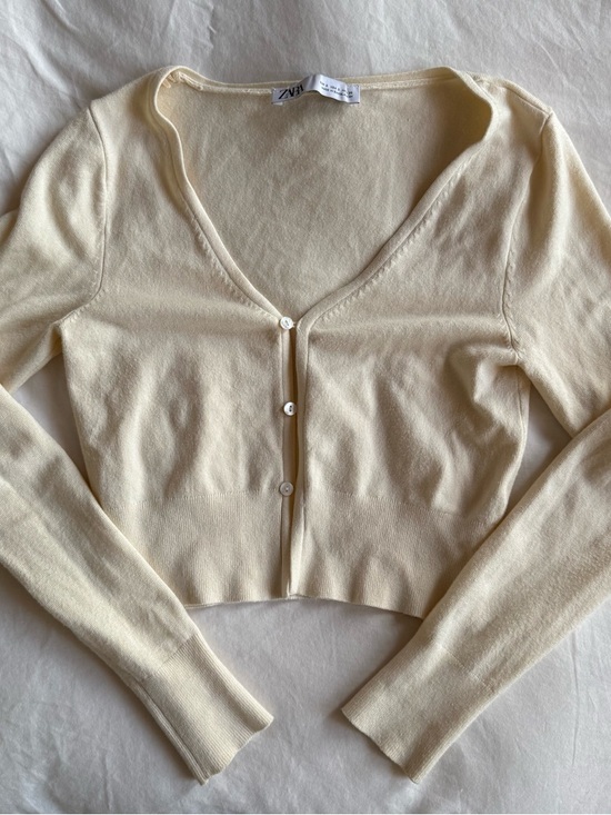 Zara Sweaters - Zara Light Beige V-Neck Button Cardigan